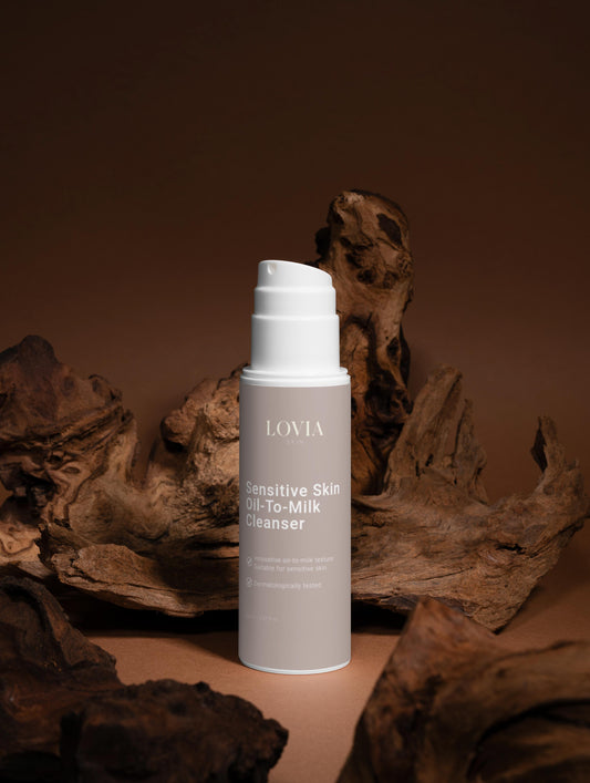 Oil-to-Milk Cleanser